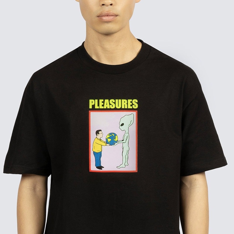 PLEASURES/ץ쥸㡼GIFT T-SHIRT T / BLACK