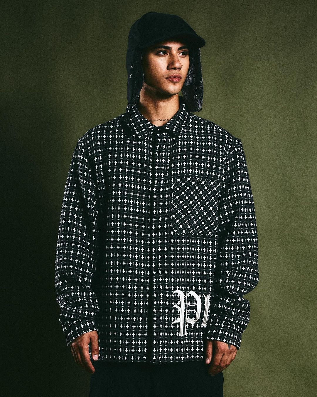 ��PLEASURES/�ץ쥸�㡼����CROSS WORK SHIRT Ĺµ����� / GREY