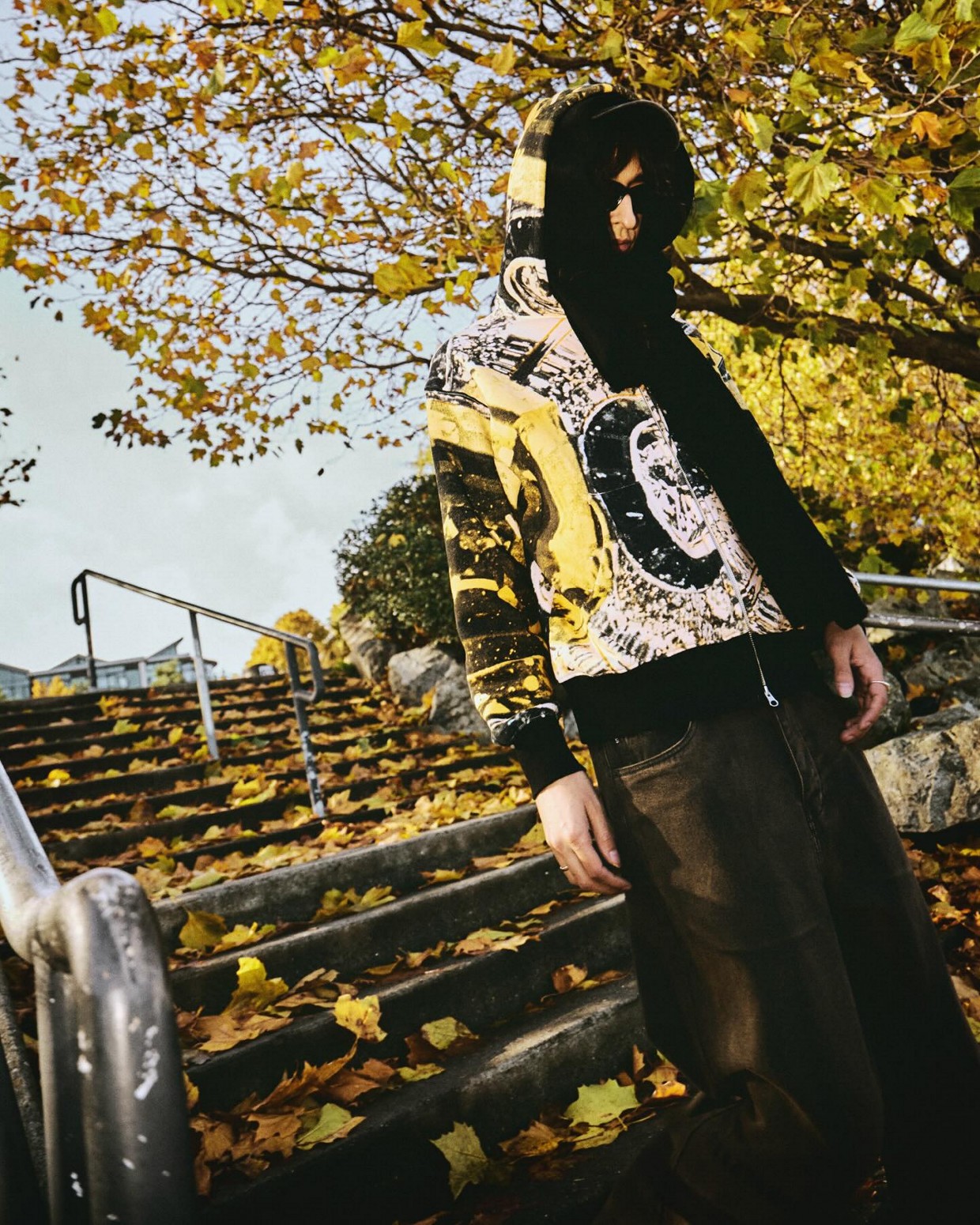 ��PLEASURES/�ץ쥸�㡼����RADIANCE ZIP HOODIE �ѡ����� / NATURAL