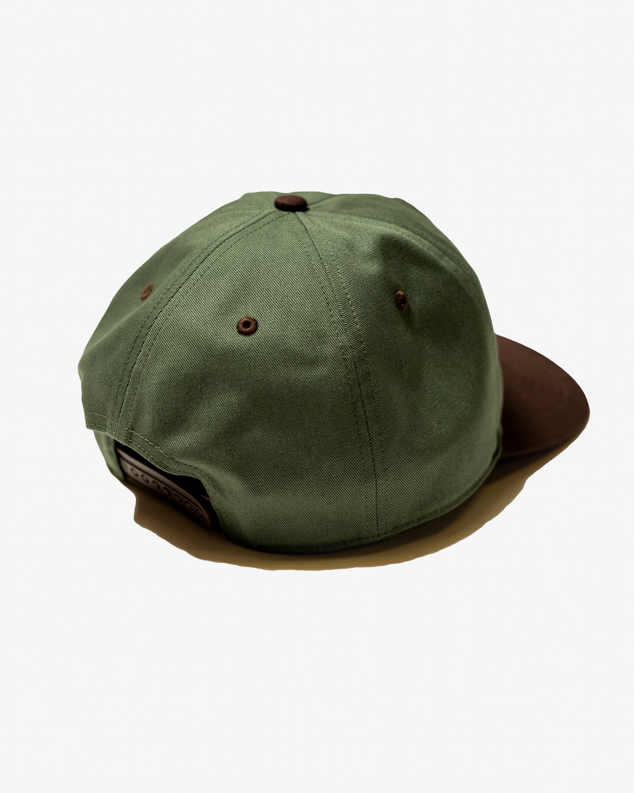 ��RAISED BY WOLVES/�쥤���ɥХ�����֥���47 SOUVENIR HITCH LC ����å� / OLIVE