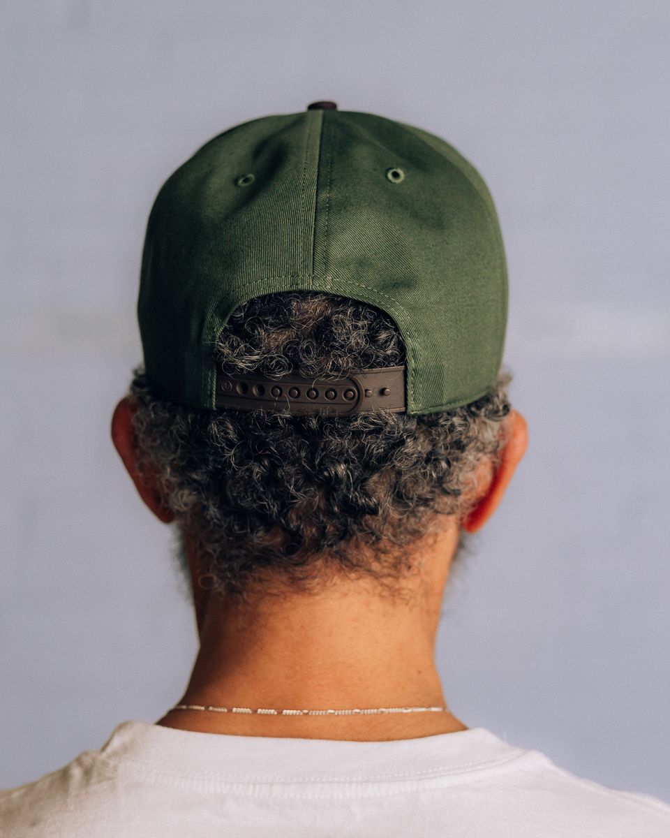 ��RAISED BY WOLVES/�쥤���ɥХ�����֥���47 SOUVENIR HITCH LC ����å� / OLIVE