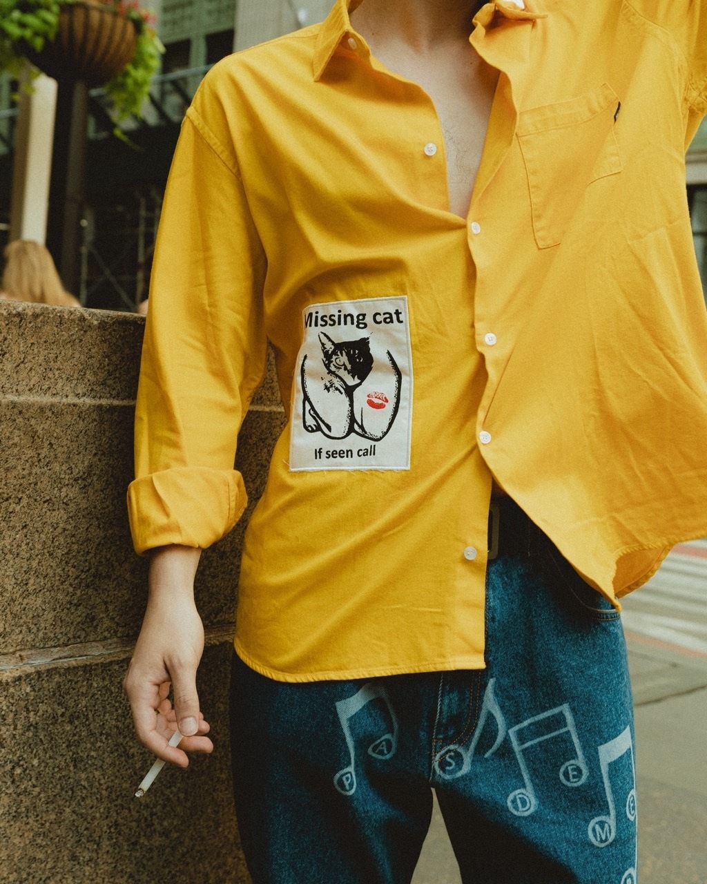 PAS DE MER/ѥɥMISSING CAT SHIRT Ĺµ / MUSTARD