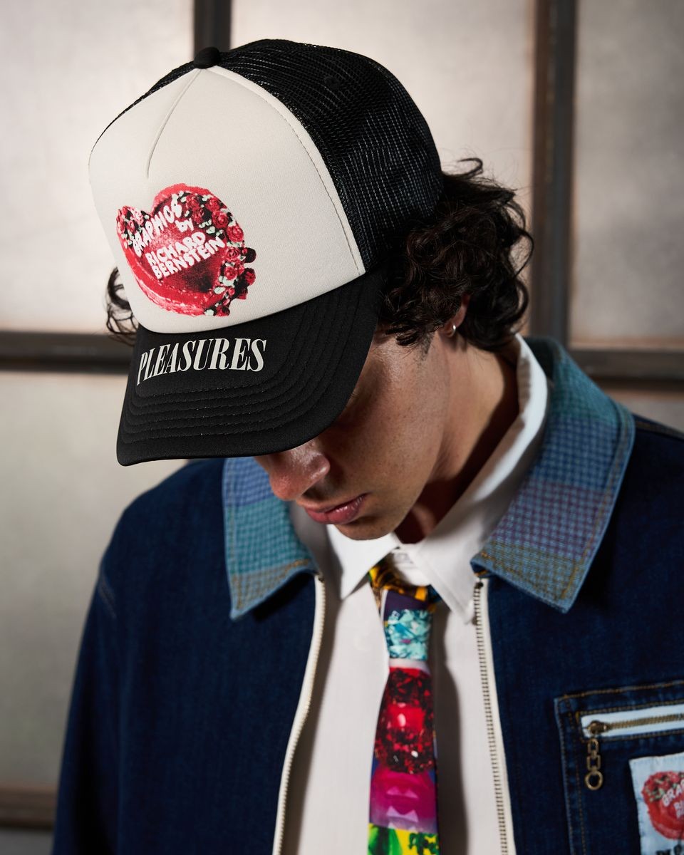 ��PLEASURES/�ץ쥸�㡼����CAKE TRUCKER HAT ����å� / BLACK