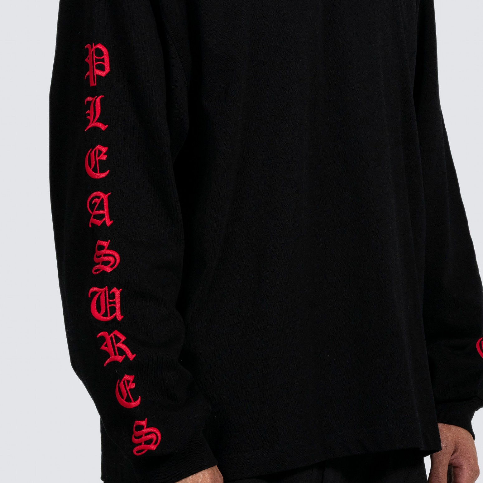 ��PLEASURES/�ץ쥸�㡼����OE HEAVYWEIGHT LONG SLEEVE ĹµT����� / BLACK