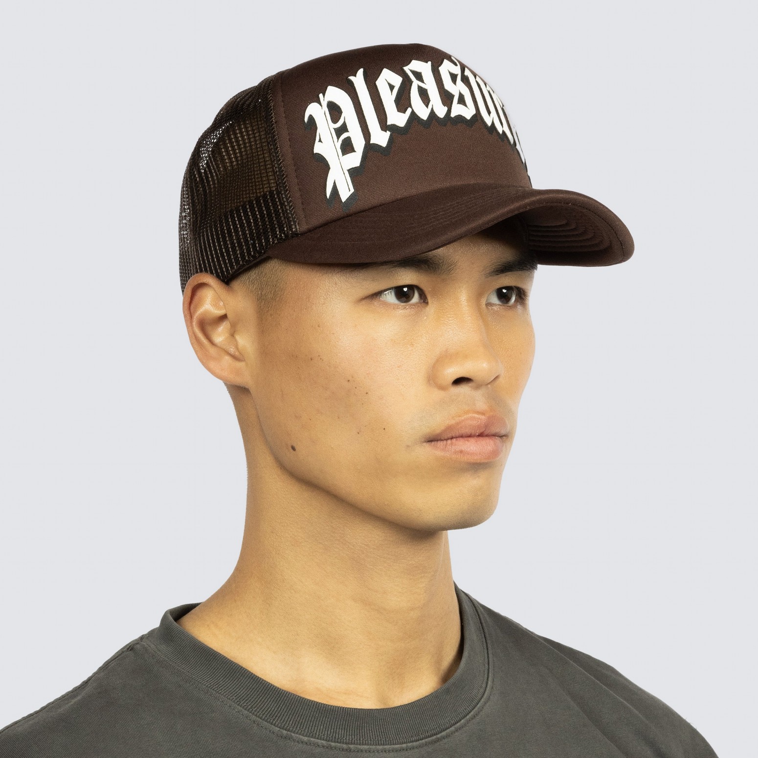 PLEASURES/ץ쥸㡼TWITCH TRUCKER CAP å / BROWN