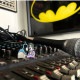 ��HANCHOLO/�ϥ������ߥХåȥޥ��BATMAN FACEOFF ENAMEL PIN �ԥ�Хå� / 