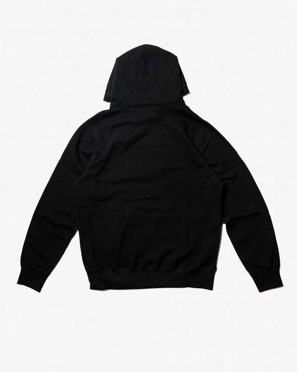 ��RAISED BY WOLVES/�쥤���ɥХ�����֥���DMA SNAP HOODIE �ѡ����� / BLACK