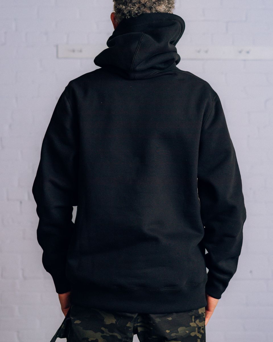 ��RAISED BY WOLVES/�쥤���ɥХ�����֥���DMA SNAP HOODIE �ѡ����� / BLACK