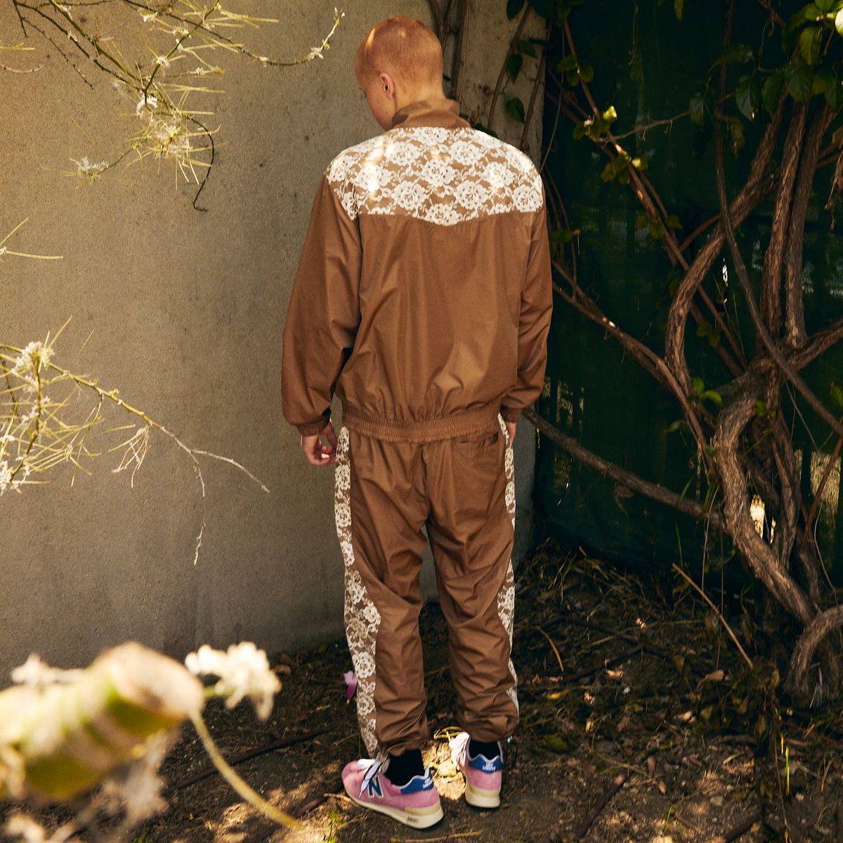 ��PLEASURES/�ץ쥸�㡼����IUTER/����������FRANCESCA TRACK PANTS �ѥ�� / BROWN