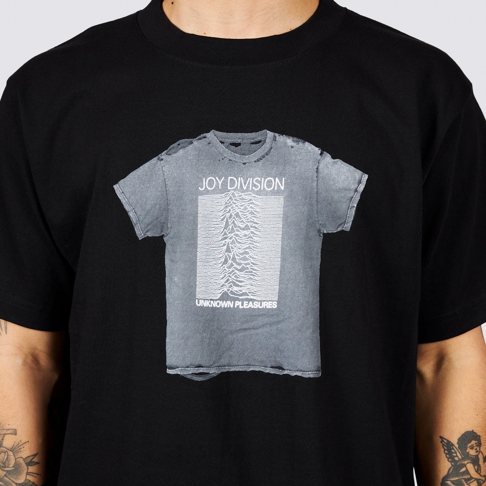 PLEASURES/ץ쥸㡼JOY DIVISION/祤ǥBROKEN IN T-SHIRT T / BLACK