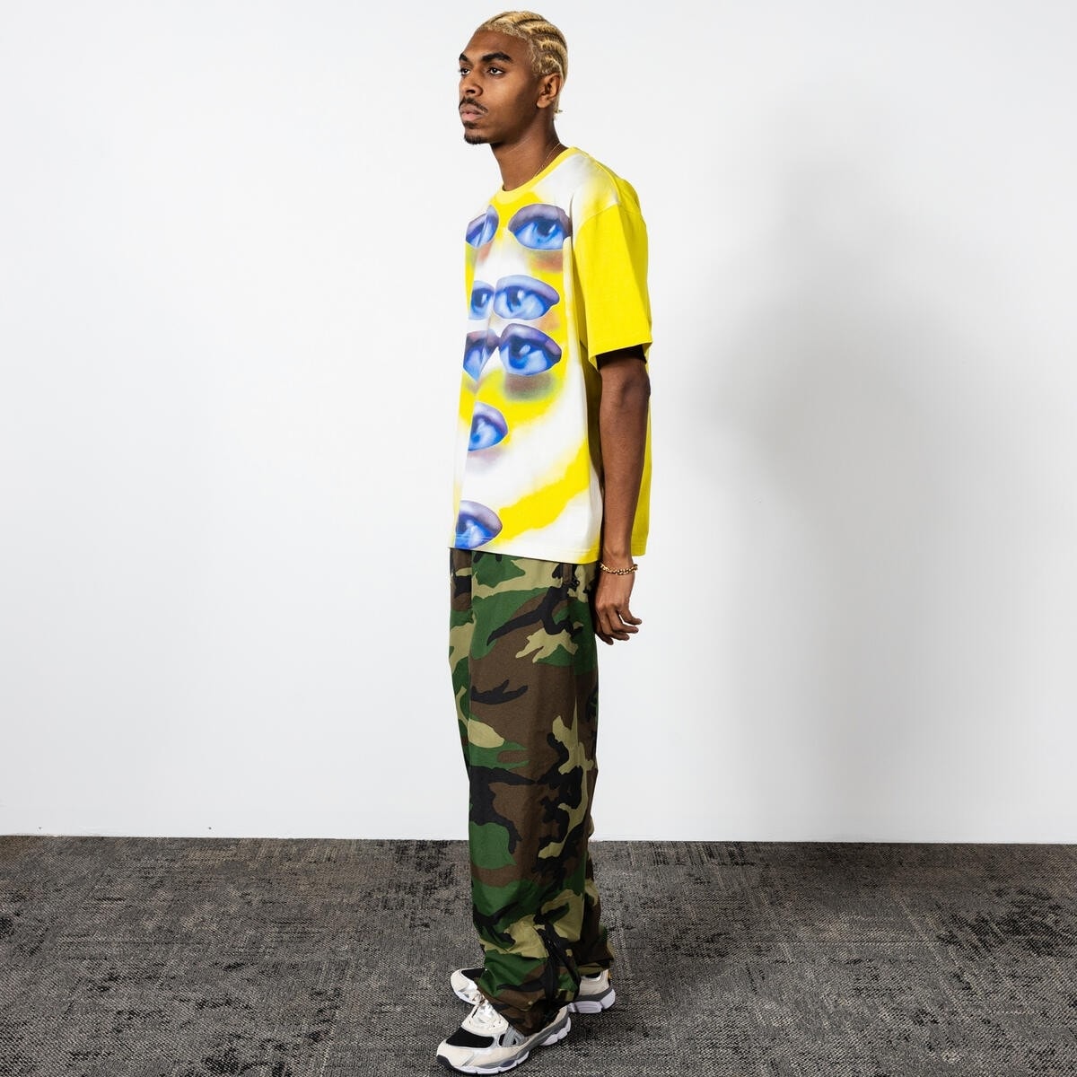 ��PLEASURES/�ץ쥸�㡼����AUSTIN LEE��HUMAN EYES HEAVYWEIGHT SHIRT T����� / YELLOW