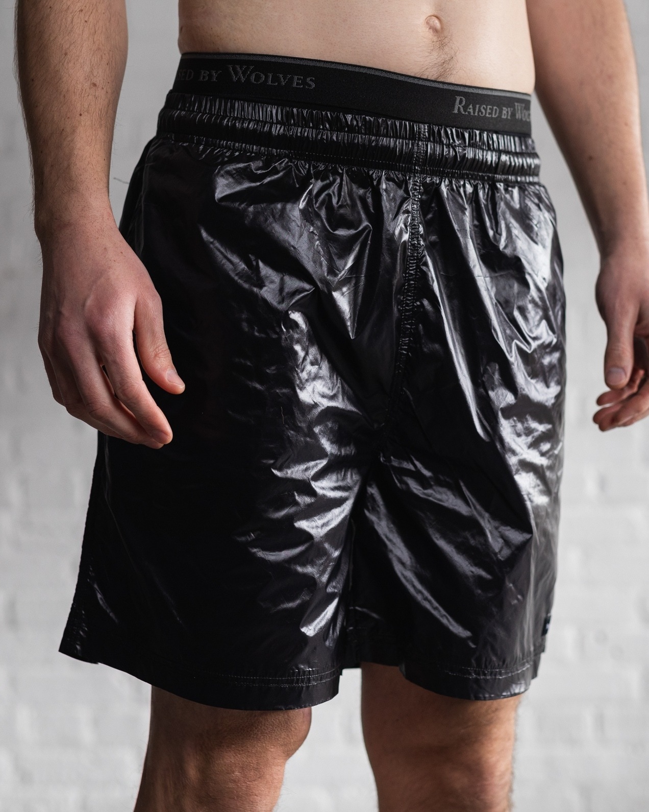 RAISED BY WOLVES/쥤ɥХ֥ULTRALIGHT RIPSTOP SHORTS 硼ȥѥ / BLACK ֥å