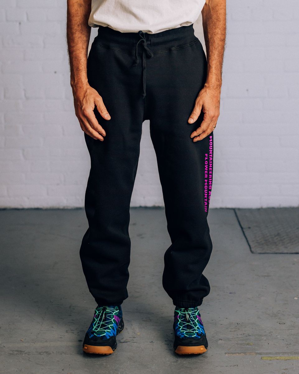 ��RAISED BY WOLVES/�쥤���ɥХ�����֥���DMA SWEATPANTS �������åȥѥ�� / BLACK
