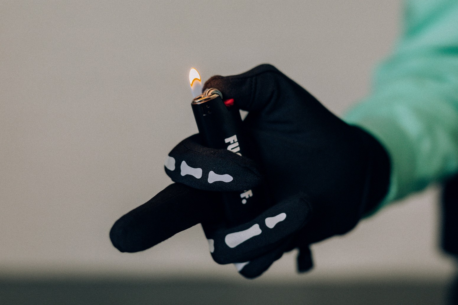 ��RAISED BY WOLVES/�쥤���ɥХ�����֥���SKELETON RUNNING GLOVES �������� / BLACK