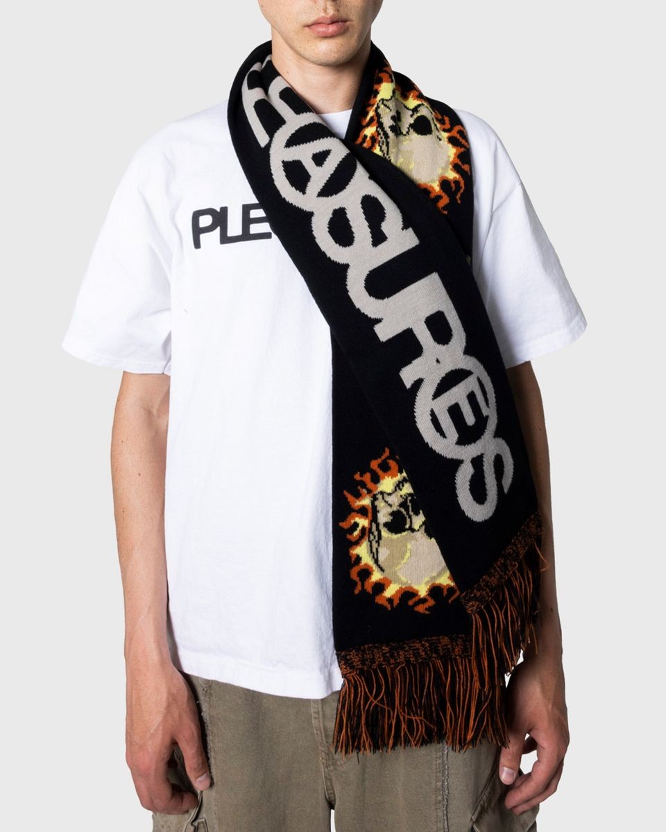 ��PLEASURES/�ץ쥸�㡼����ZINE SCARF �������� / BLACK