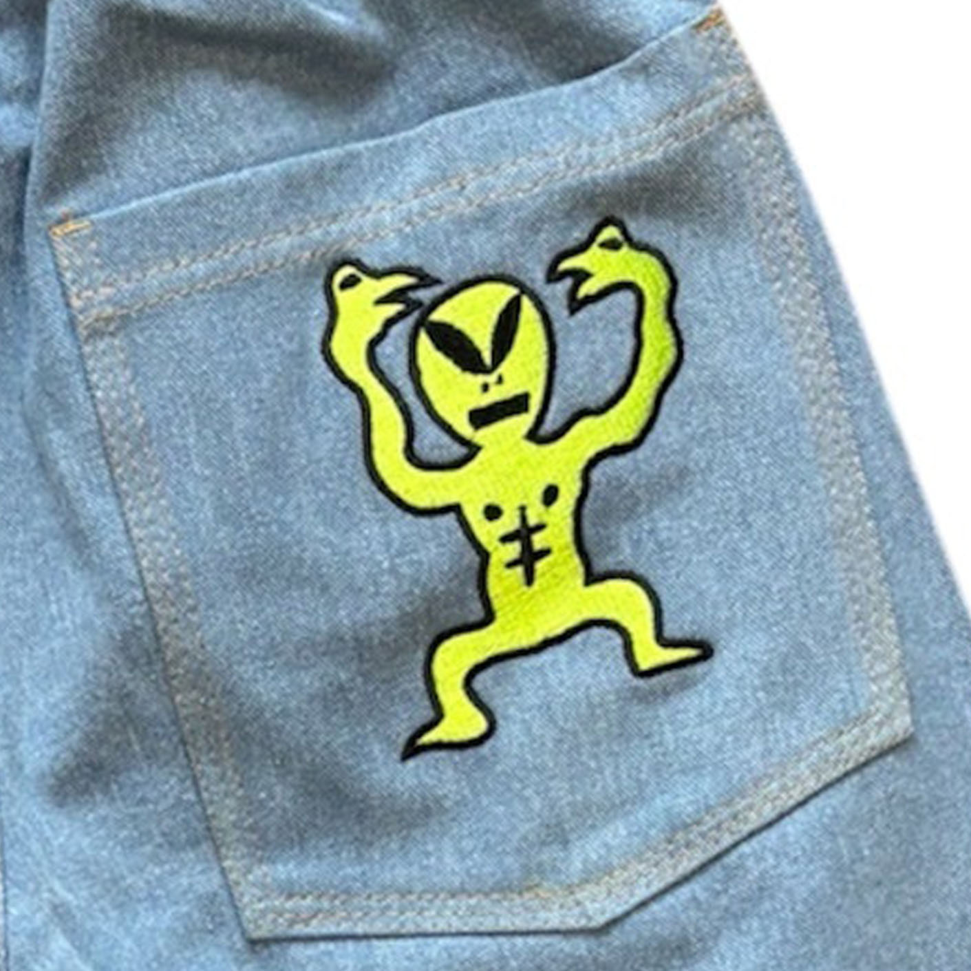 ��SEX SKATEBOARDS/���å����������ȥܡ��ɡ�ALIEN GUY BAGGY DENIM PANTS �ǥ˥�ѥ�� / LIGHT BLUE