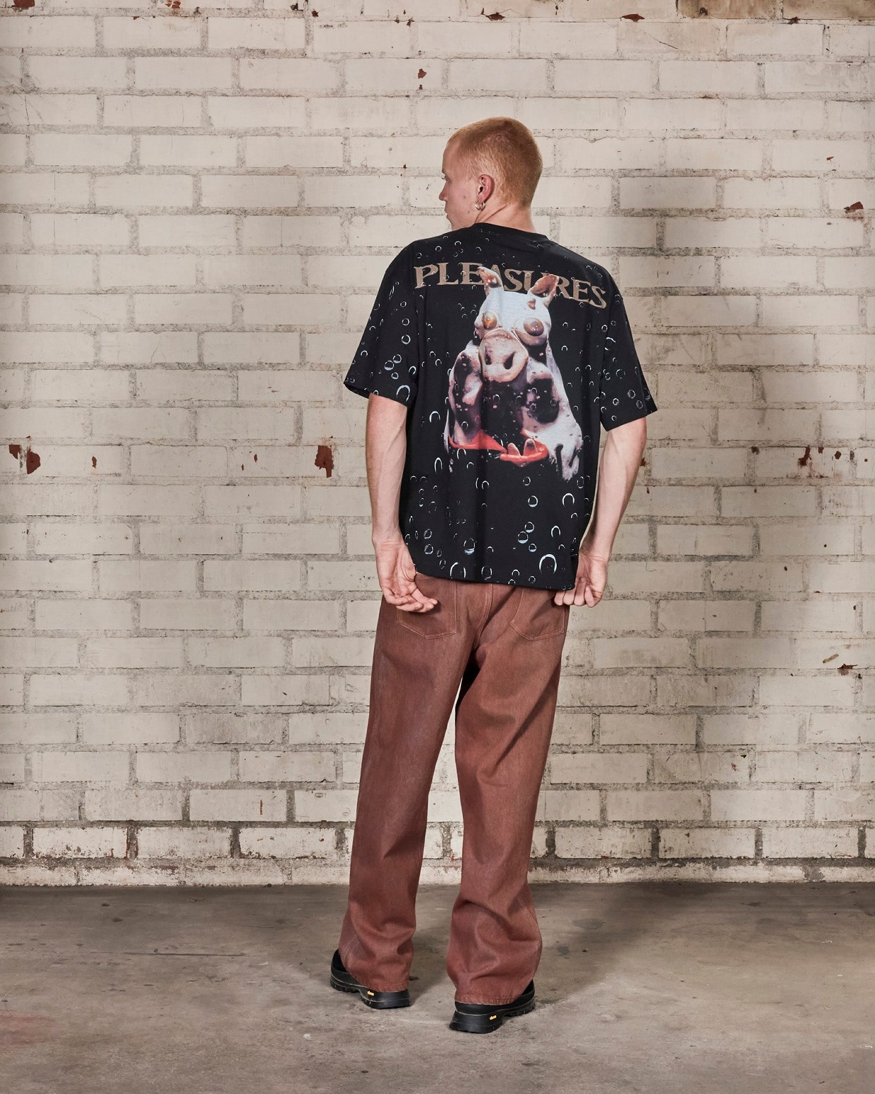 ��PLEASURES/�ץ쥸�㡼����PRIMUS��PORK SODA T-SHIRT T����� / BLACK