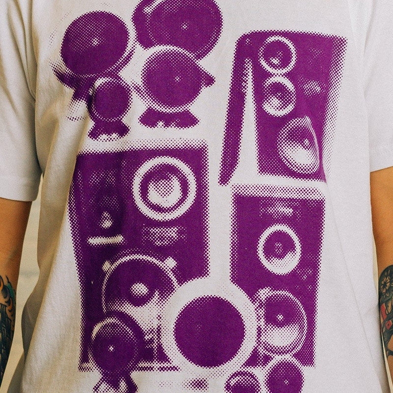 ��RAISED BY WOLVES/�쥤���ɥХ�����֥���CHAMPION SOUND TEE T����� / WHITE