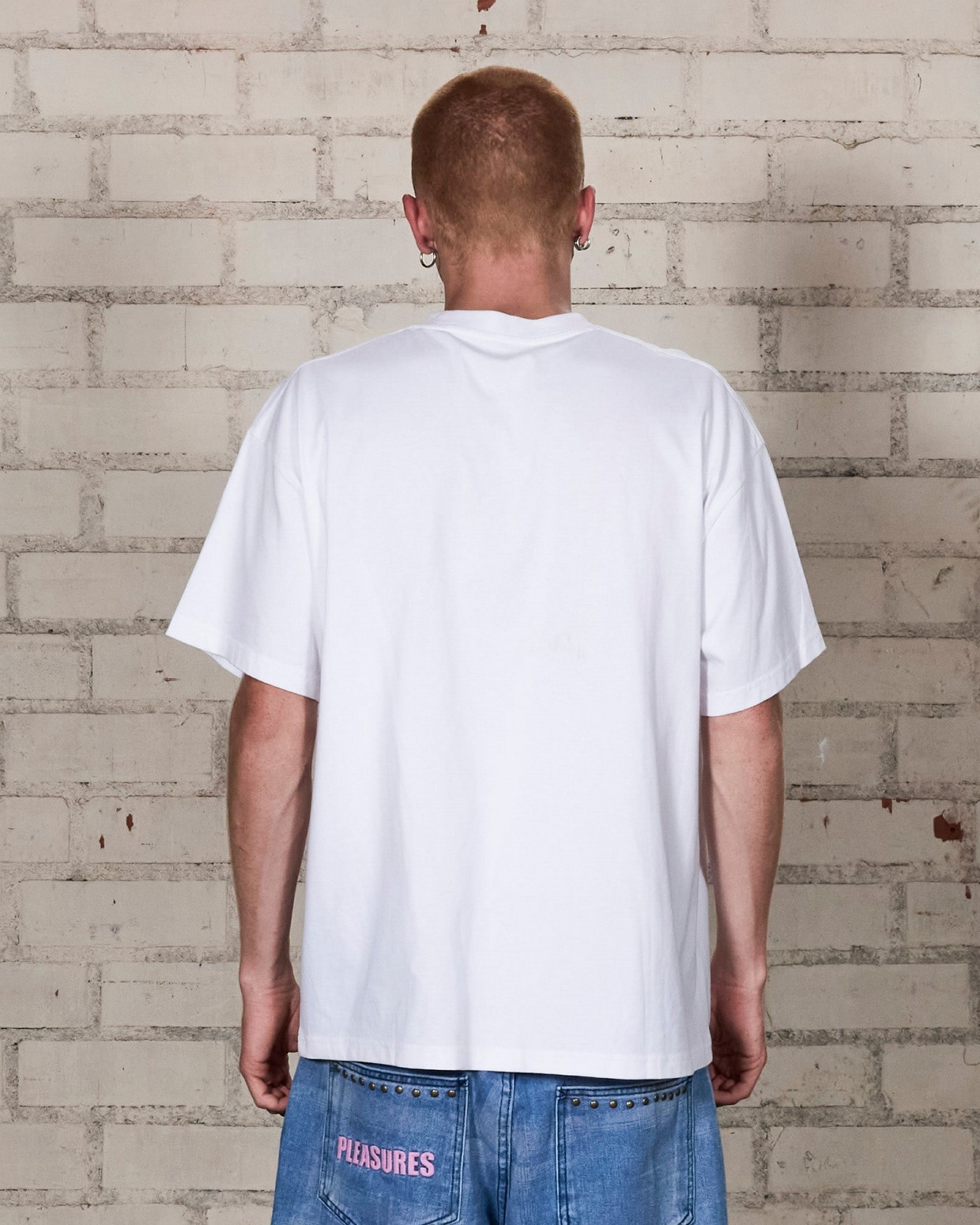 ��PLEASURES/�ץ쥸�㡼����ON FILM T-SHIRT T����� / WHITE