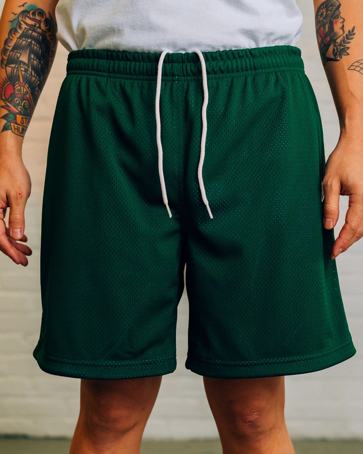 RAISED BY WOLVES/쥤ɥХ֥TWO-TONE MESH SHORTS 硼ȥѥ / FOREST/VICTORY