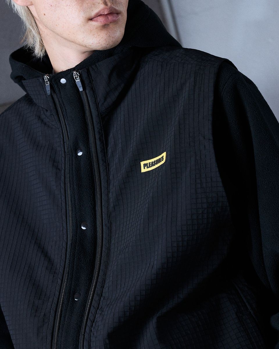 ��PLEASURES/�ץ쥸�㡼����OVERTURE CONVERTIBLE JACKET ���㥱�å� / BLACK