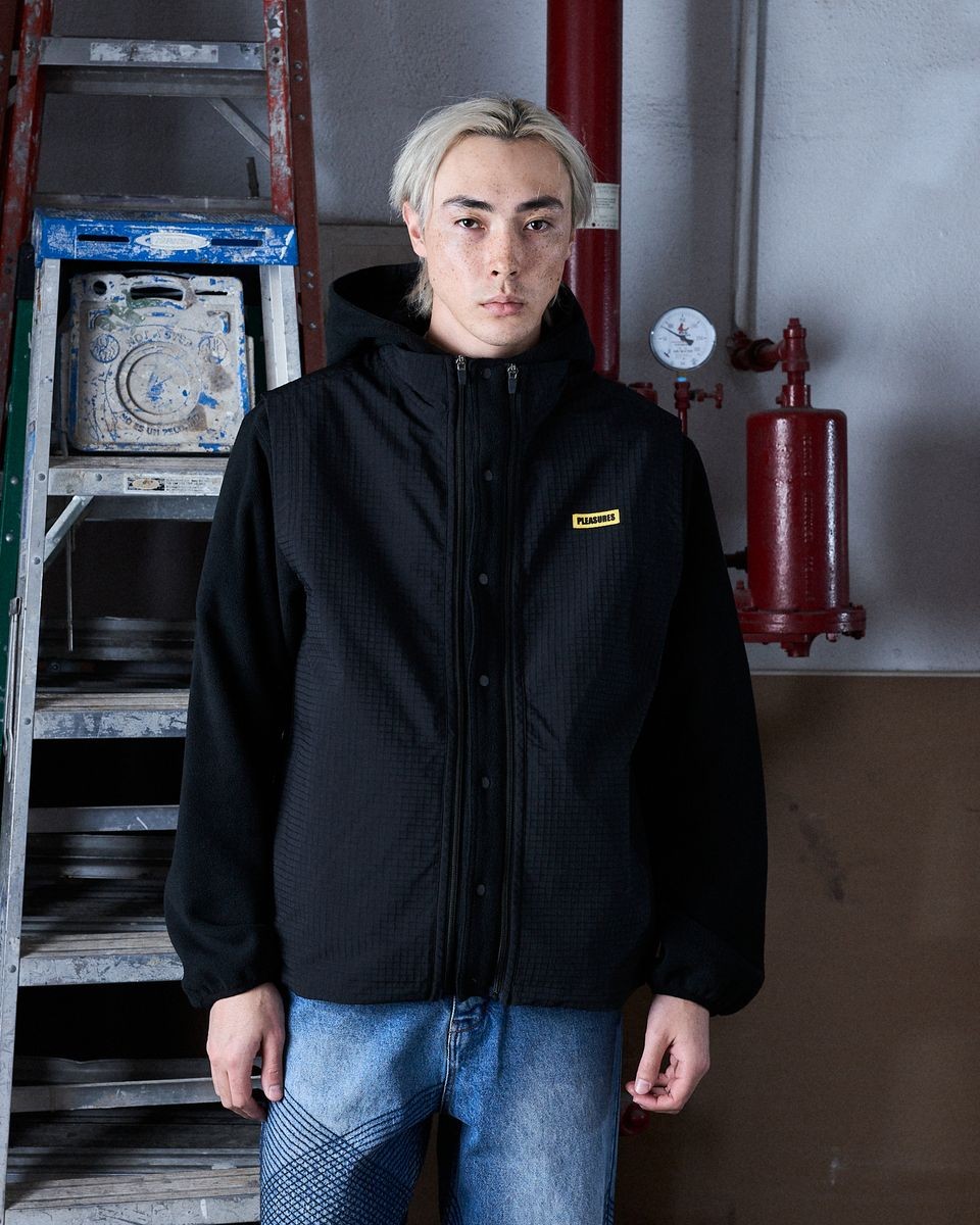 ��PLEASURES/�ץ쥸�㡼����OVERTURE CONVERTIBLE JACKET ���㥱�å� / BLACK