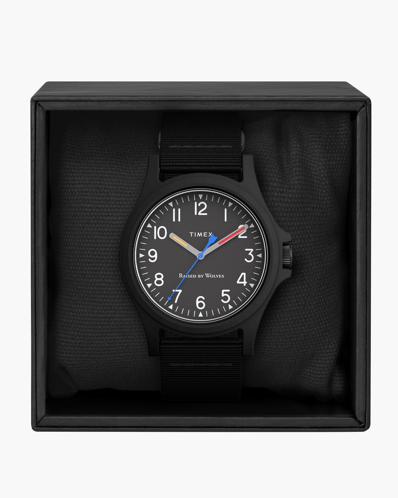 ��RAISED BY WOLVES/�쥤���ɥХ�����֥���RBW/TIMEX EXPEDITION ACADIA �ӻ��� / BLACK