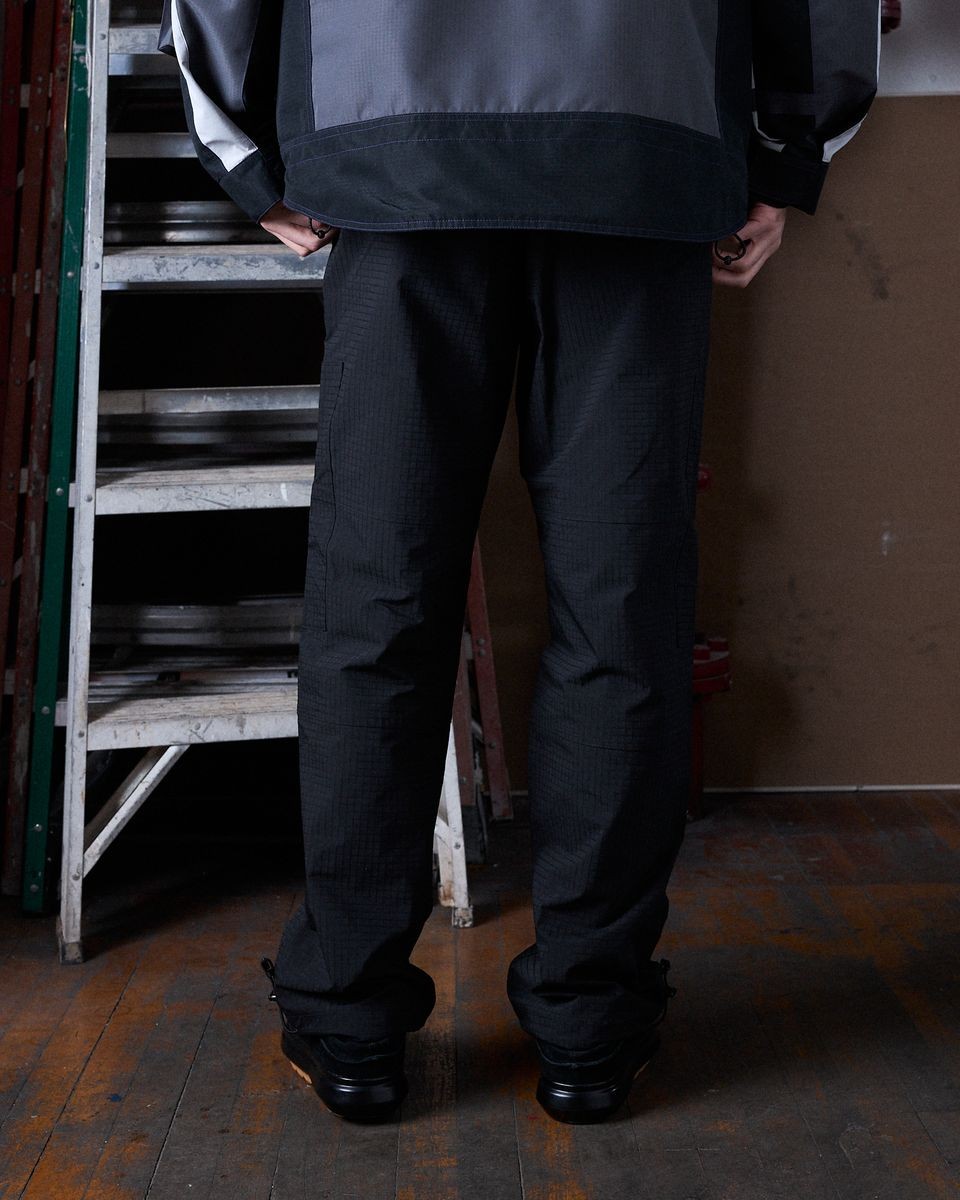 PLEASURES/ץ쥸㡼OVERTURE CARGO PANTS ѥ / BLACK
