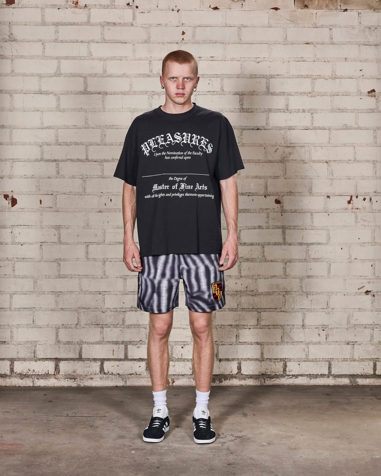 ��PLEASURES/�ץ쥸�㡼����DEGREE T-SHIRT T����� / BLACK