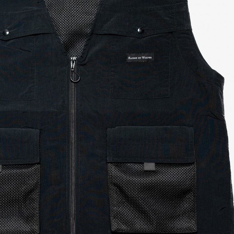 ��RAISED BY WOLVES/�쥤���ɥХ�����֥���HIKING VEST �٥��� / BLACK