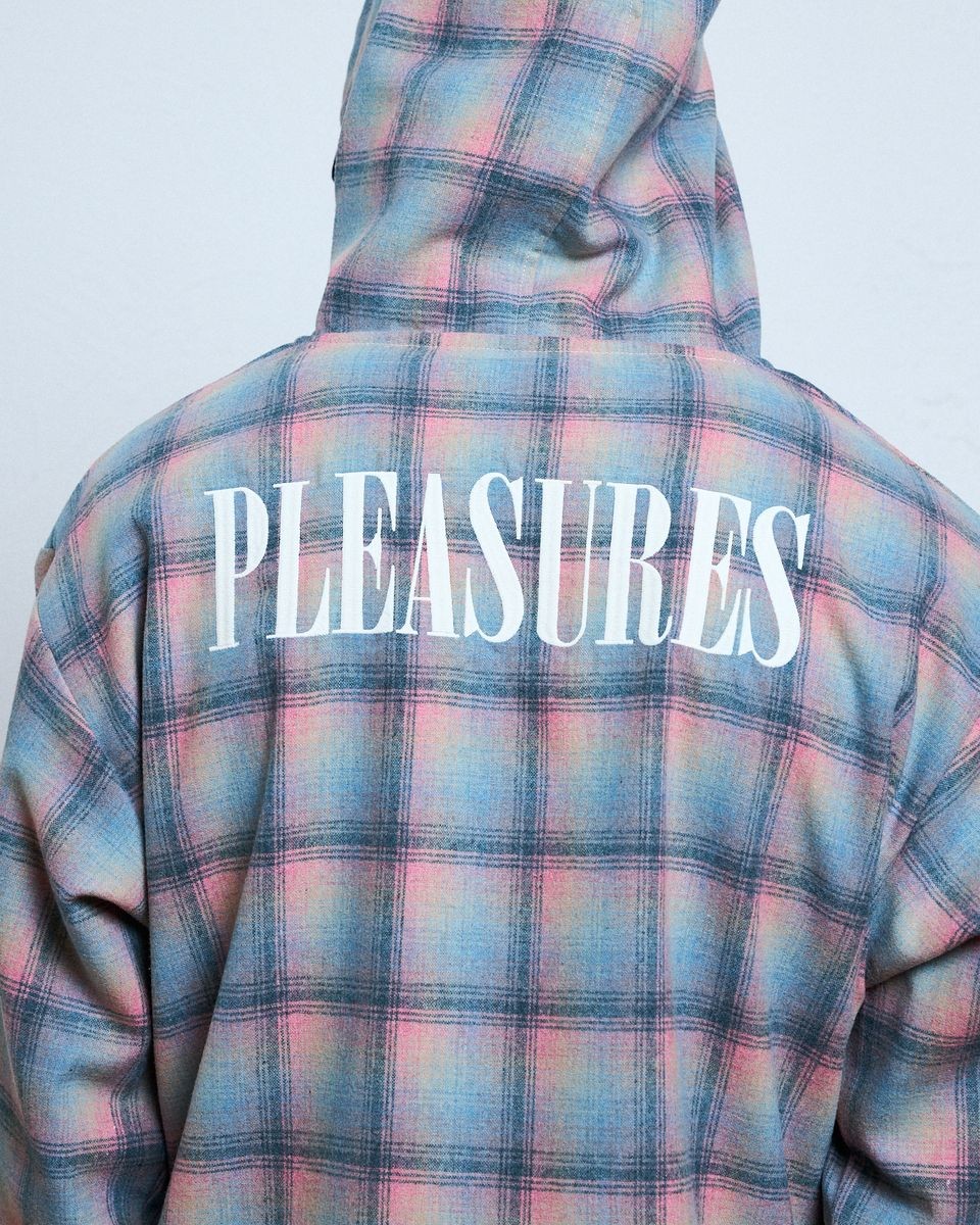 ��PLEASURES/�ץ쥸�㡼����SENDER PONCHO HOODIE �ѡ����� / PINK