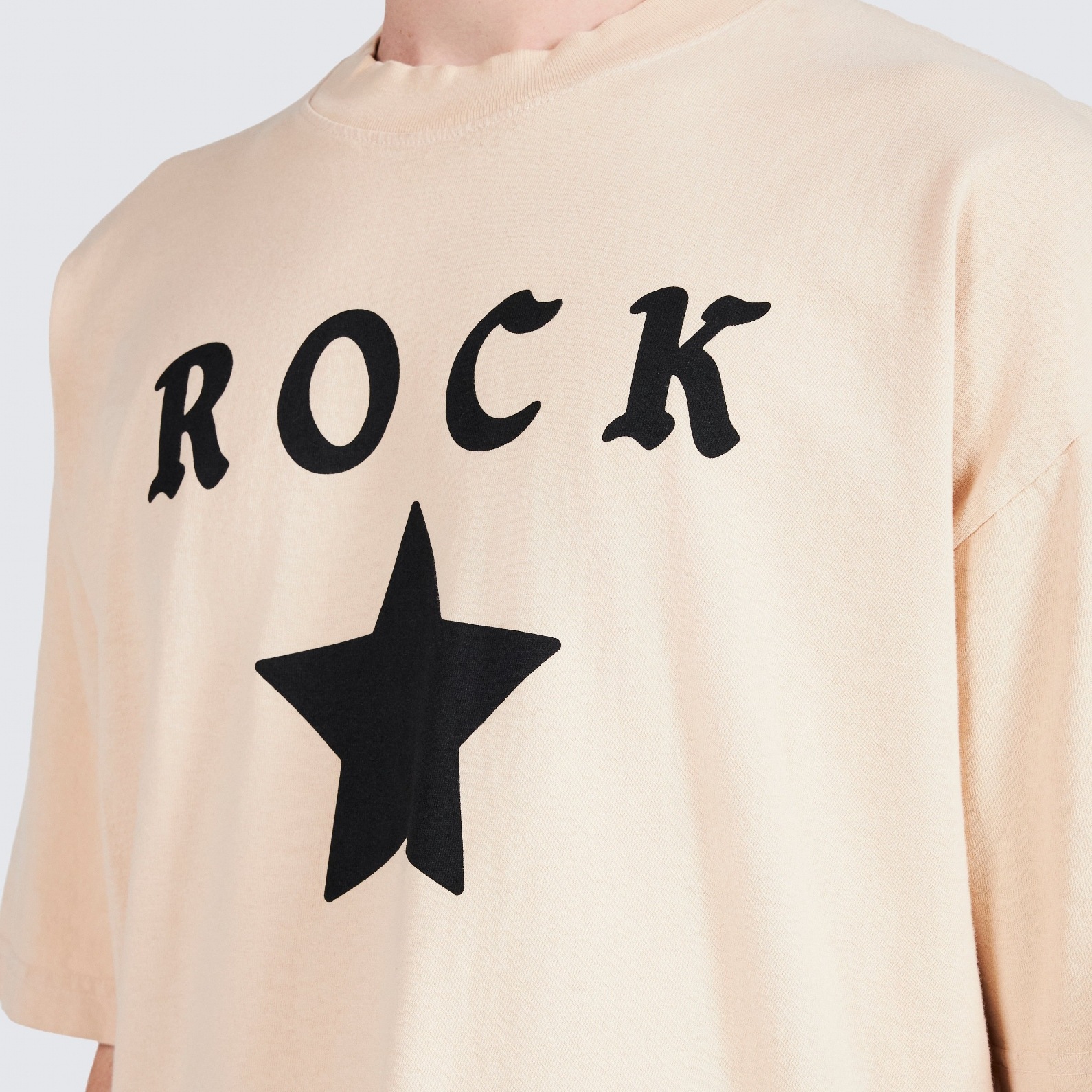 PLEASURES/ץ쥸㡼N.E.R.D.ROCKSTAR T-SHIRT T / TAN