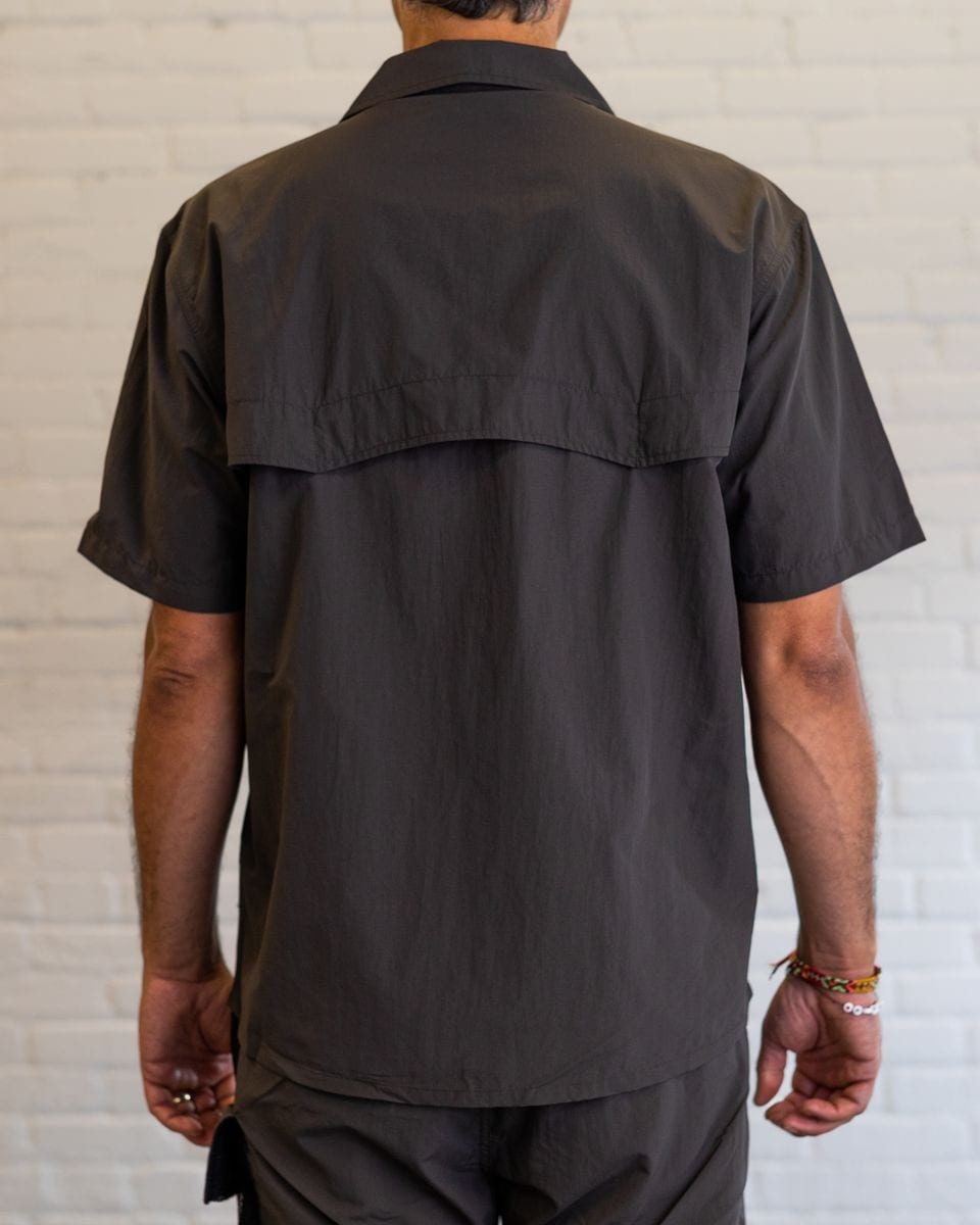 RAISED BY WOLVES/쥤ɥХ֥ADVENTURE SHIRT Ⱦµ / BLACK