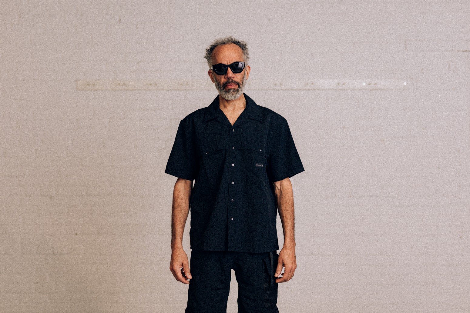 RAISED BY WOLVES/쥤ɥХ֥ADVENTURE SHIRT Ⱦµ / BLACK