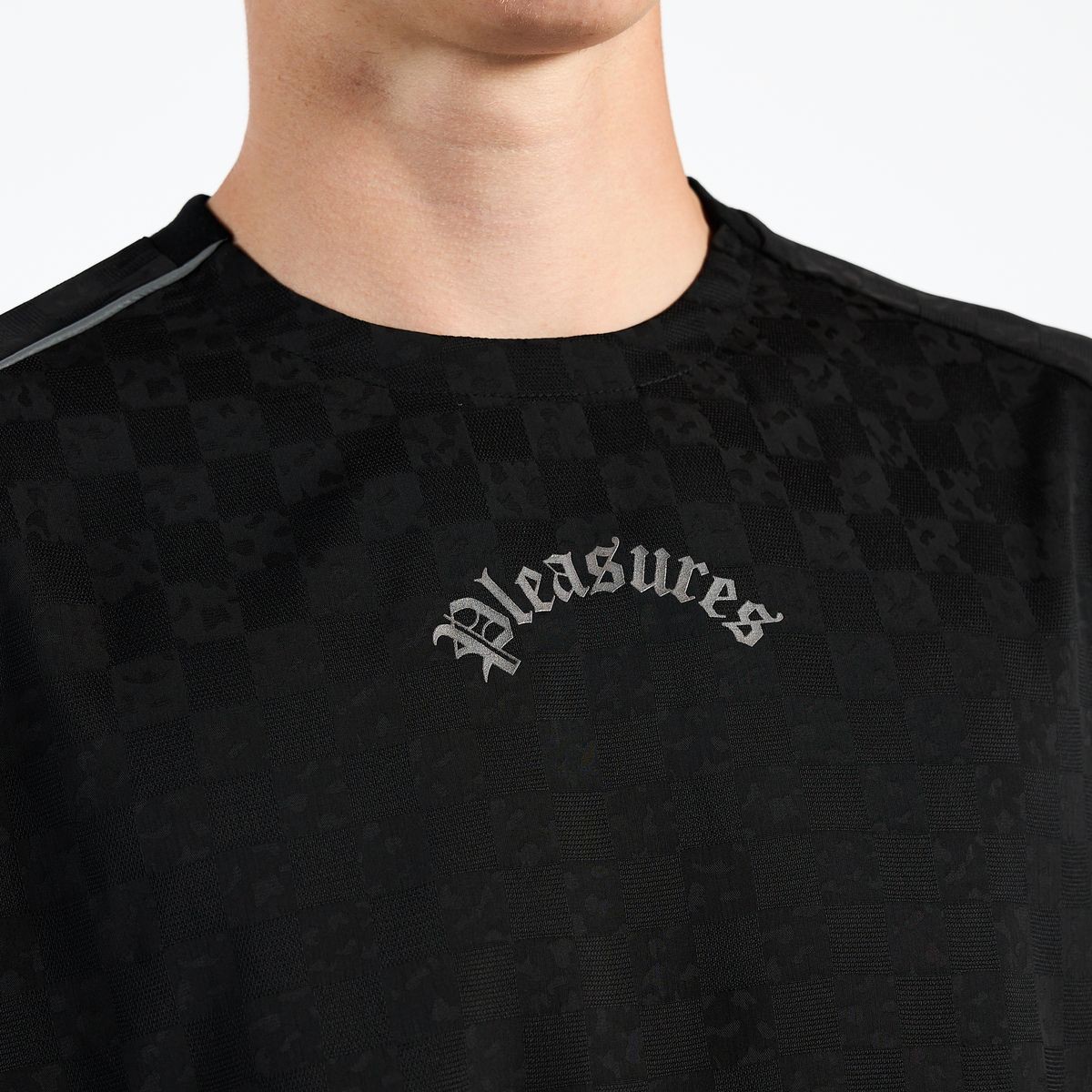 PLEASURES/ץ쥸㡼LATE SPORT SHIRT T / BLACK