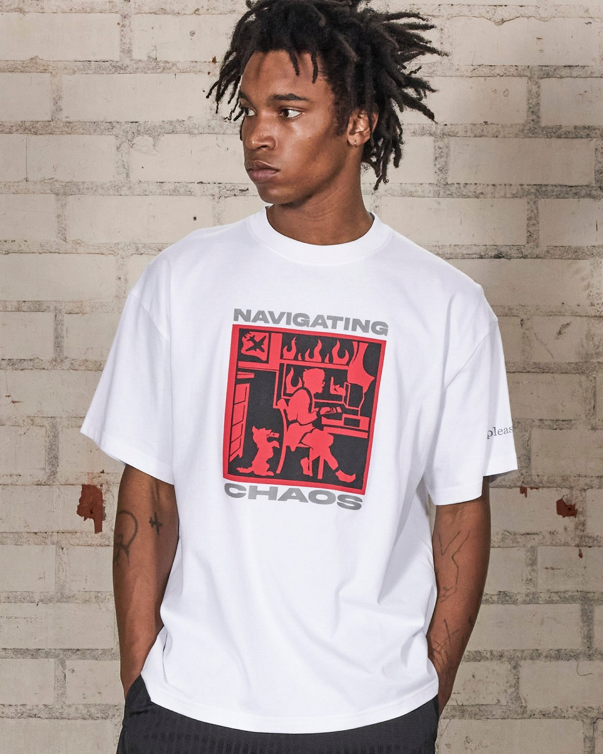 ��PLEASURES/�ץ쥸�㡼����NAVIGATE T-SHIRT T����� / WHITE