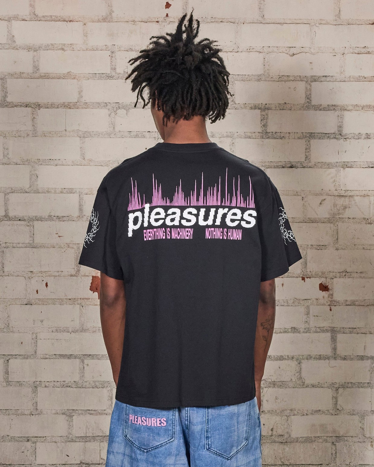 ��PLEASURES/�ץ쥸�㡼����ROTATION T-SHIRT T����� / BLACK
