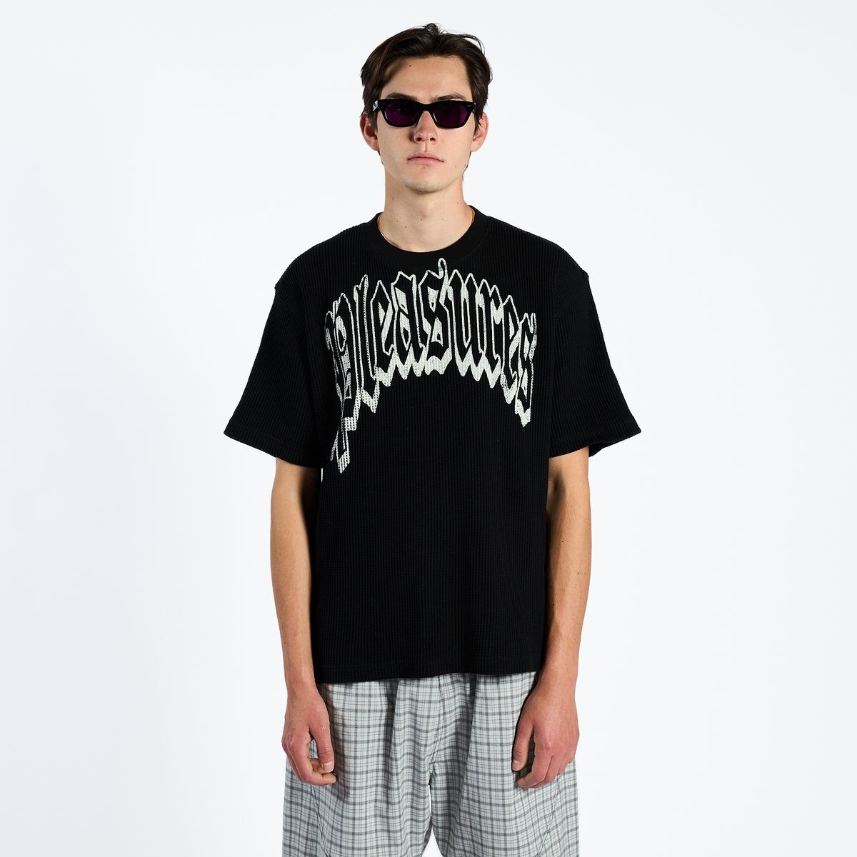 PLEASURES/ץ쥸㡼TWITCH WAFFLE SHIRT T / BLACK