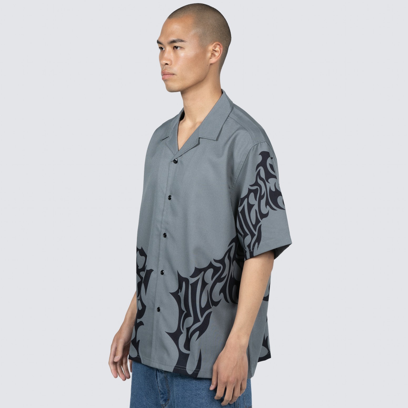 ��PLEASURES/�ץ쥸�㡼����BIO BUTTON DOWN Ⱦµ����� / GREY