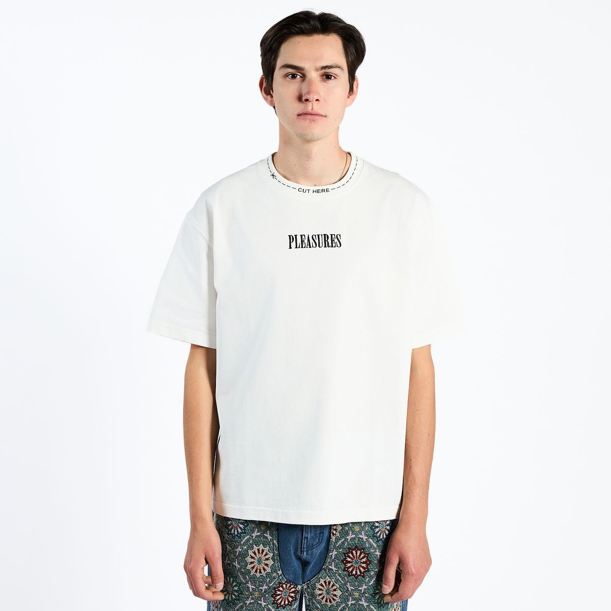 PLEASURES/ץ쥸㡼CUT HERE HEAVYWEIGHT SHIRT T / WHITE