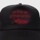 ��PLEASURES/�ץ쥸�㡼����FILM SNAPBACK ����å� / BLACK