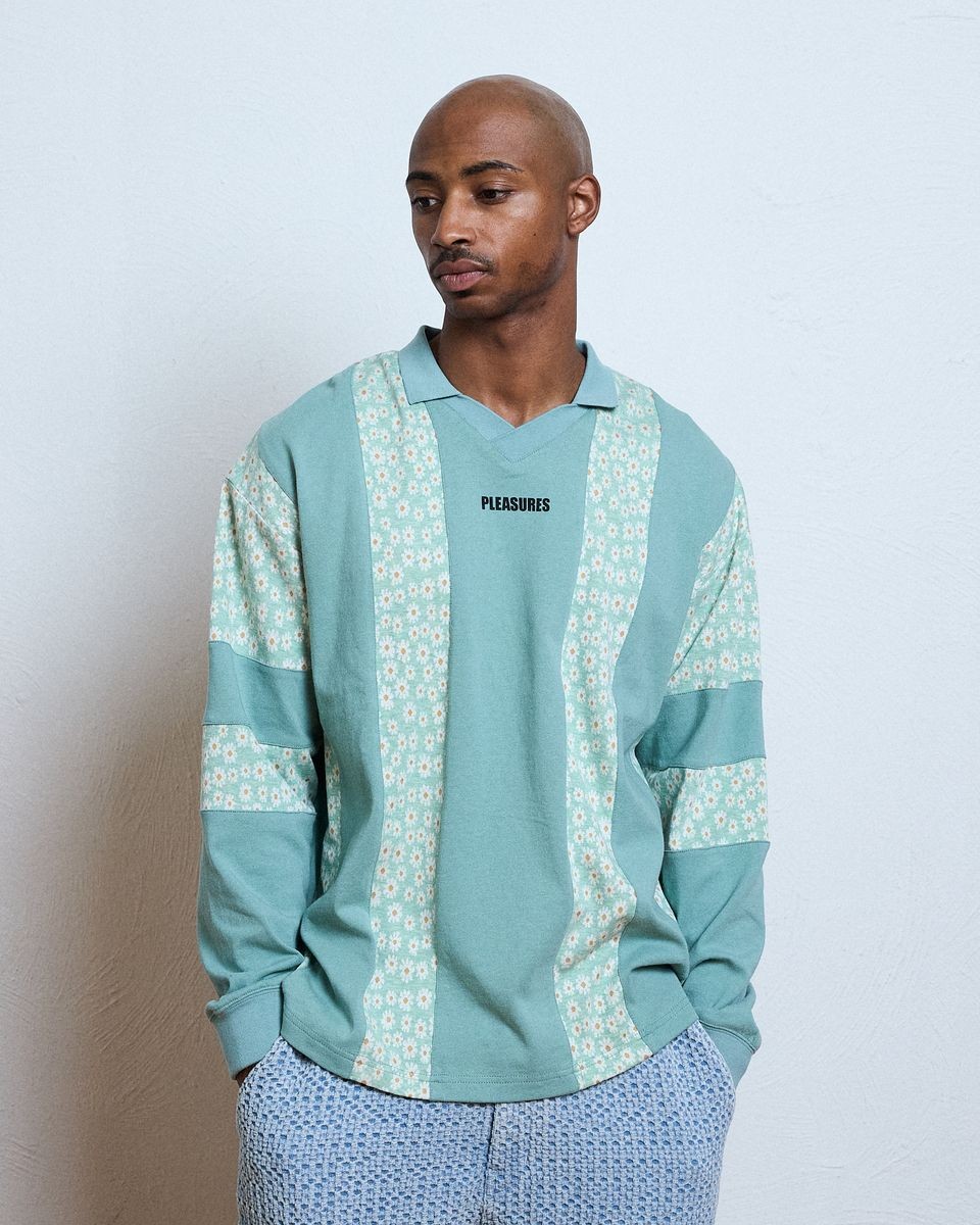 ��PLEASURES/�ץ쥸�㡼����SOUNDS RUGBY POLO �ݥ������ / MATCHA