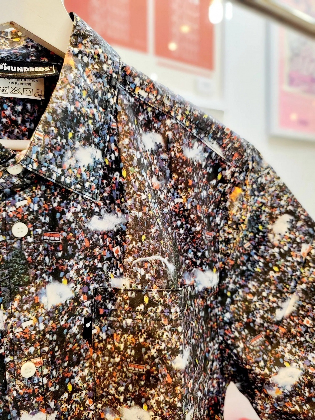 ��THE HUNDREDS/�����ϥ�ɥ�åġ�CROWD SS WOVEN Ⱦµ����� / MULTI