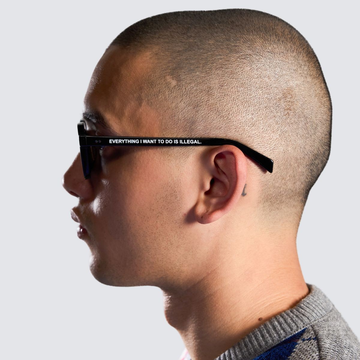 PLEASURES/ץ쥸㡼ERA SUNGLASSES 󥰥饹 / BLACK