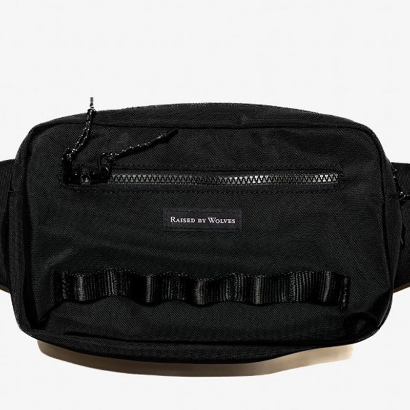 RAISED BY WOLVES/쥤ɥХ֥SIDE BAG ɥХå / BLACK
