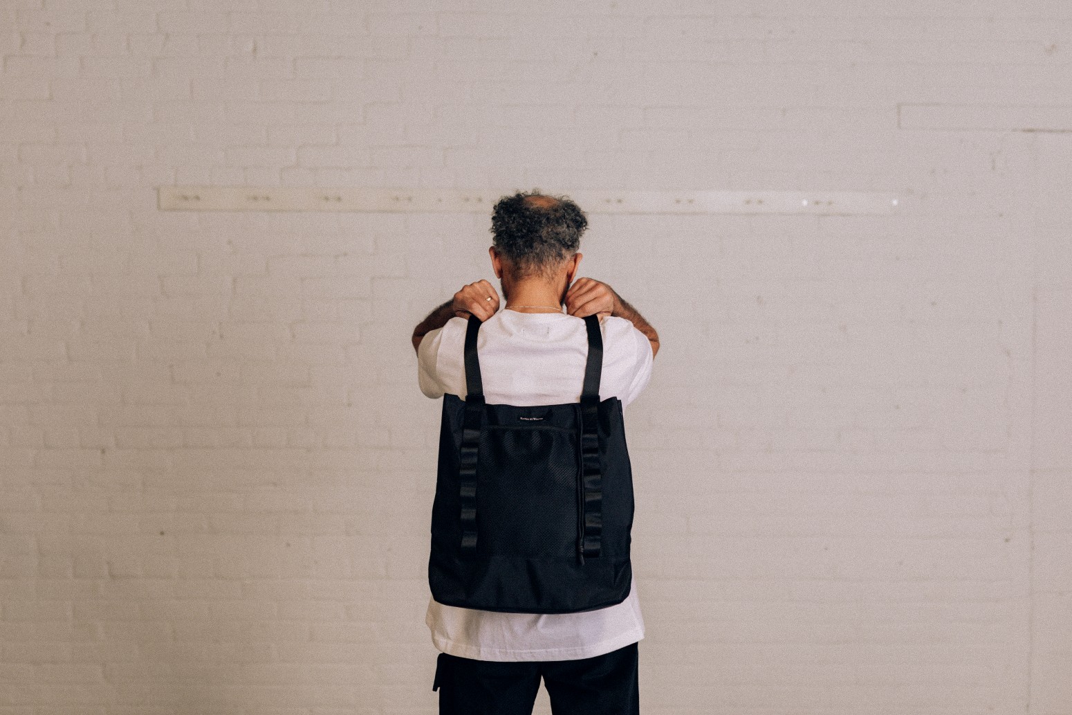 RAISED BY WOLVES/쥤ɥХ֥CONVERTIBLE TOTE BAG ȡȥХå / BLACK