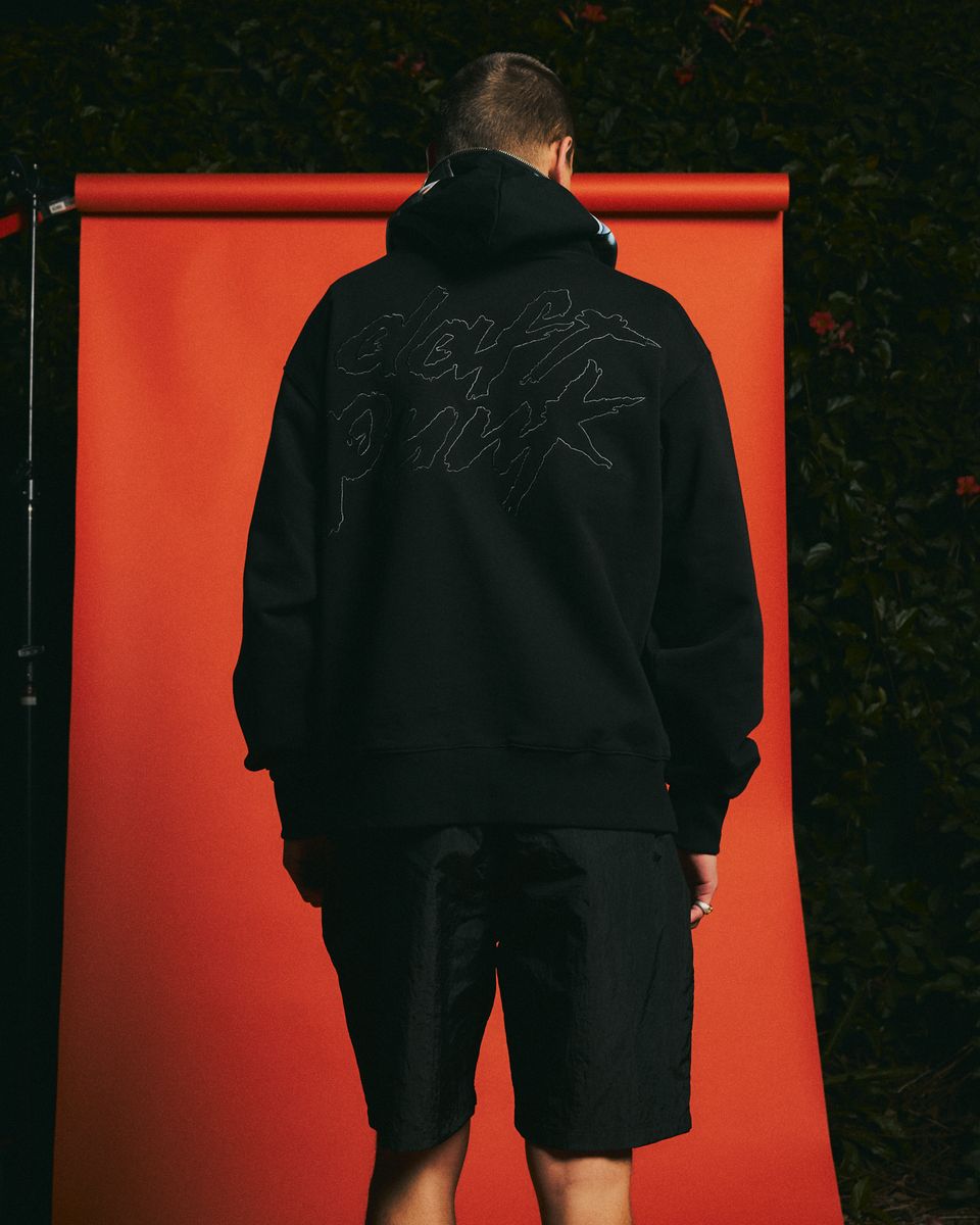 ��PLEASURES/�ץ쥸�㡼����DAFT PUNK/���եȡ��ѥ󥯡�RAM ZIP HOODIE �С����� / BLACK