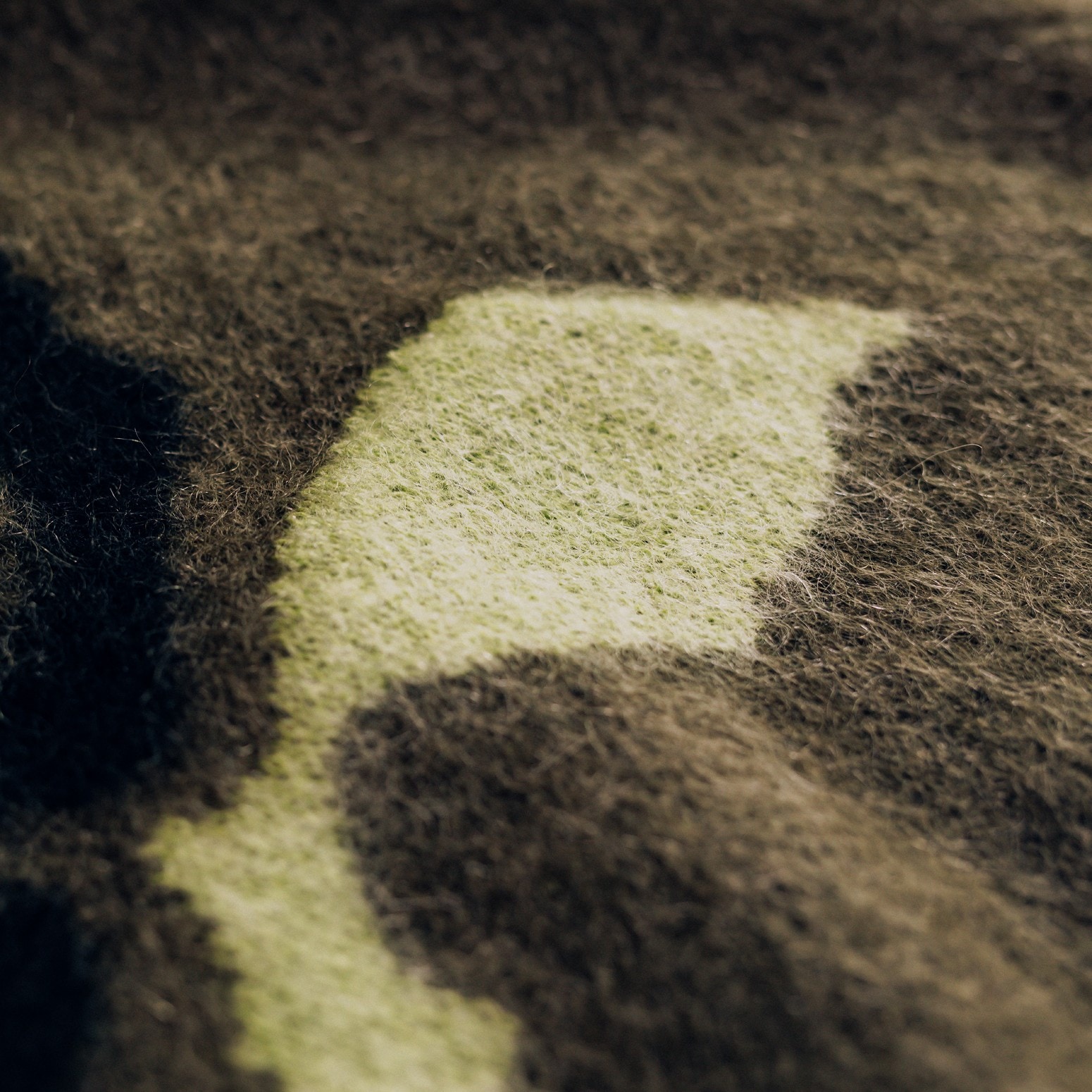 RAISED BY WOLVES/쥤ɥХ֥BLACK ROSE MOHAIR SWEATER  / LODEN