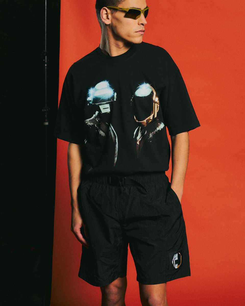 ��PLEASURES/�ץ쥸�㡼����DAFT PUNK/���եȡ��ѥ󥯡�CRUSH HIKING SHORTS ���硼�ȥѥ�� / BLACK