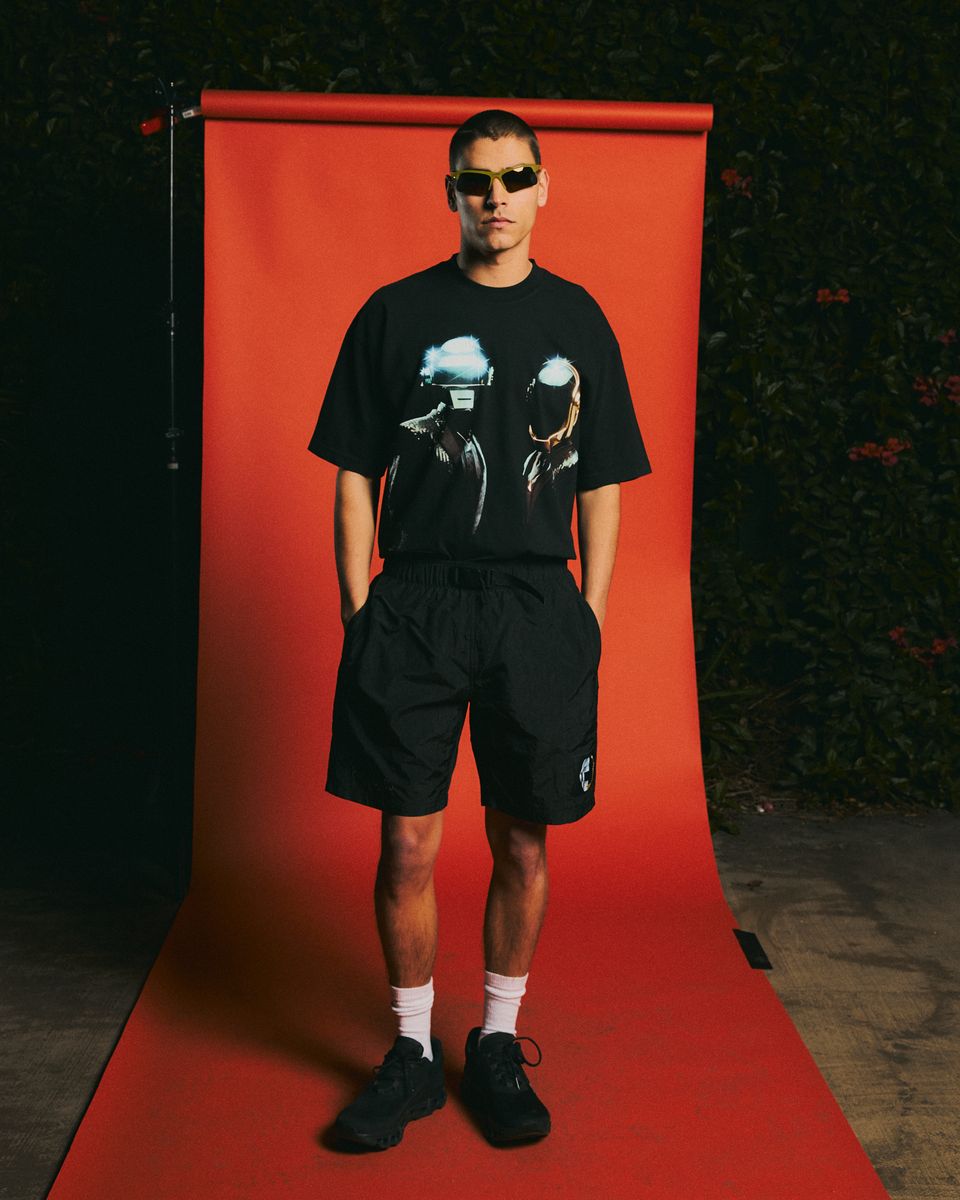 ��PLEASURES/�ץ쥸�㡼����DAFT PUNK/���եȡ��ѥ󥯡�CRUSH HIKING SHORTS ���硼�ȥѥ�� / BLACK